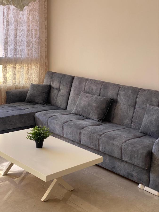 Apartment Oskar Beach Бат-Ям Екстер'єр фото